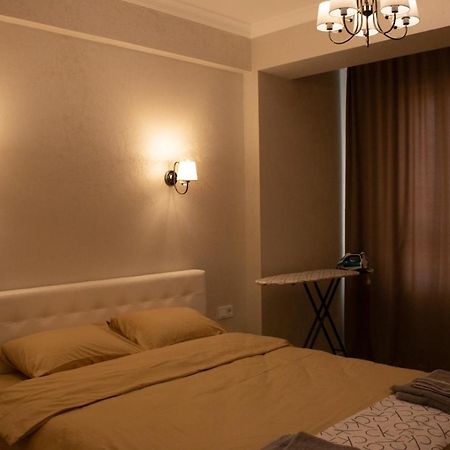 Oasis Premium Class 1Bd Apartment With Living Room คีชีเนา ภายนอก รูปภาพ