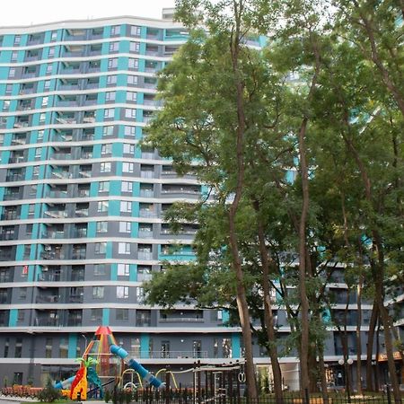 Oasis Premium Class 1Bd Apartment With Living Room คีชีเนา ภายนอก รูปภาพ